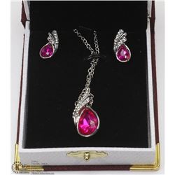 CRYSTAL FASHION PINK NECKLACE
