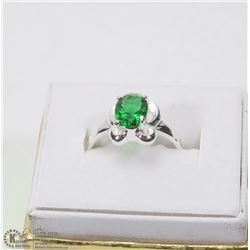 GREEN STONE RING