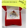 Image 1 : 79) STERLING SILVER GARNET RING