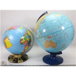 BOX WITH 2 GLOBES