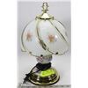 Image 1 : DECORATIVE GLASS FLORAL TABLE LAMP .