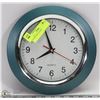Image 1 : QUARTZ WALL CLOCK