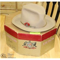 1940S COWBOY HAT WITH BOX.