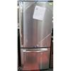 Image 1 : GE 20.9 CUFT BOTTOM FREEZER FRIDGE