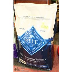 BLUE BUFFALO SENIOR CHICKEN AND BROWN RICE 30LBS