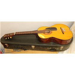 CLASSICAL SATURN ACOUSTIC GUITAR WITH CASE