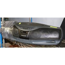 PANASONIC RX-DT75 WITH REMOTE CONTROL DUEL