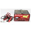 Image 1 : MOTOMASTER 10/2 A AUTOMATIC BATTERY CHARGER.