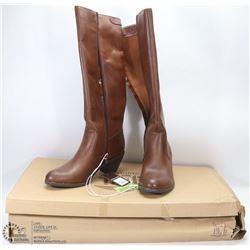 NEW GENUINE 1976 GENUINE LEATHER BOOTS SIZE 6.5