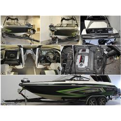 FEATURED 2015 LARSON LSR 2300 250HP SPEEDBOAT