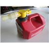 Image 1 : 5 Liter NO SPILL Gas Can / push button stop