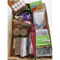 Flat full of Hardware / chains / Master Lock / felt pads etc.