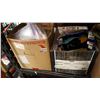 Image 1 : LOT OF BUBBLE BAGS, ZIPLOC BAGS, AND VELVET BAGS