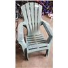 Image 2 : 2 PLASTIC PATIO CHAIRS