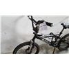 Image 2 : AVIGO BMX BIKE