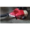 Image 2 : YARD MACHINES 31 CC GAS WEEDEATER