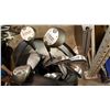 Image 2 : MIZUNO GOLF BAG W/ DUNLOP CLUBS