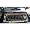 Image 2 : VIKINGS ELECTRIC TYPEWRITER