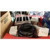 Image 2 : 2 BOXES OF KITCHEN APPLIANCES