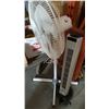 Image 3 : LOT OF 4 FANS