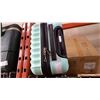 Image 2 : GREEN LUGGAGE