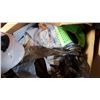 Image 2 : SEWING MACHINE W/ FABRIC