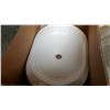 Image 2 : NEW CERAMIC SINK