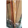 Image 4 : APPROX 14FT VINTAGE BOAT MAST