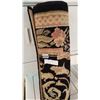 Image 2 : 6 FOOT BLACK OUTLINE AREA RUG