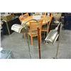 Image 2 : 2 METAL FLOOR LAMPS WITH FLEXIBLE HEADS