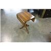 Image 1 : DROPLEAF PARLOUR TABLE