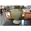 Image 2 : 2 LARGE TABLE LAMPS