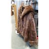 Image 2 : HUDSONS BAY FUR COAT