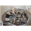 Image 2 : LOT OFSILVER PLATE CUTTLERY
