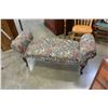 Image 1 : QUEEN ANNE ROLLED ARM BENCH