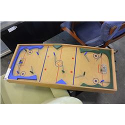 TABLE TOP PINBALL HOCKEY GAME