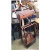 Image 1 : REPRODUCTION MAHOGANY VALET STAND