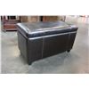 Image 2 : LEATHER STORAGE HASSOCK