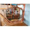 Image 2 : ANTIQUE OAK BOWFRONT 4 DRAWER DRESSER WITH TILTING MIRROR