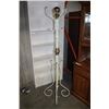 Image 1 : WHITE METAL COAT TREE