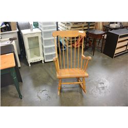 MAPLE ROCKING CHAIR