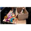 Image 1 : TRAY OF BARBIES AND CLOTHES