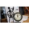 Image 2 : METAL FIGURE CLOCK