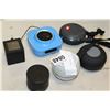 Image 2 : LOT OF 6 SMALL PORTABLE SPEAKERS