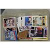 Image 1 : BIN OF BASEBALL AND HOCKEY CARDS