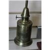 Image 2 : 2 VINTAGE OIL LAMPS