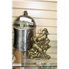 Image 1 : NOVELTY ICE BUCKET AND BRASS RAMS