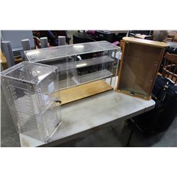 2 DISPLAY CASES AND LARGE DISPLAY CASE