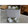 Image 1 : BOX OF WHITE PYREX CUPS