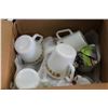 Image 2 : BOX OF WHITE PYREX CUPS